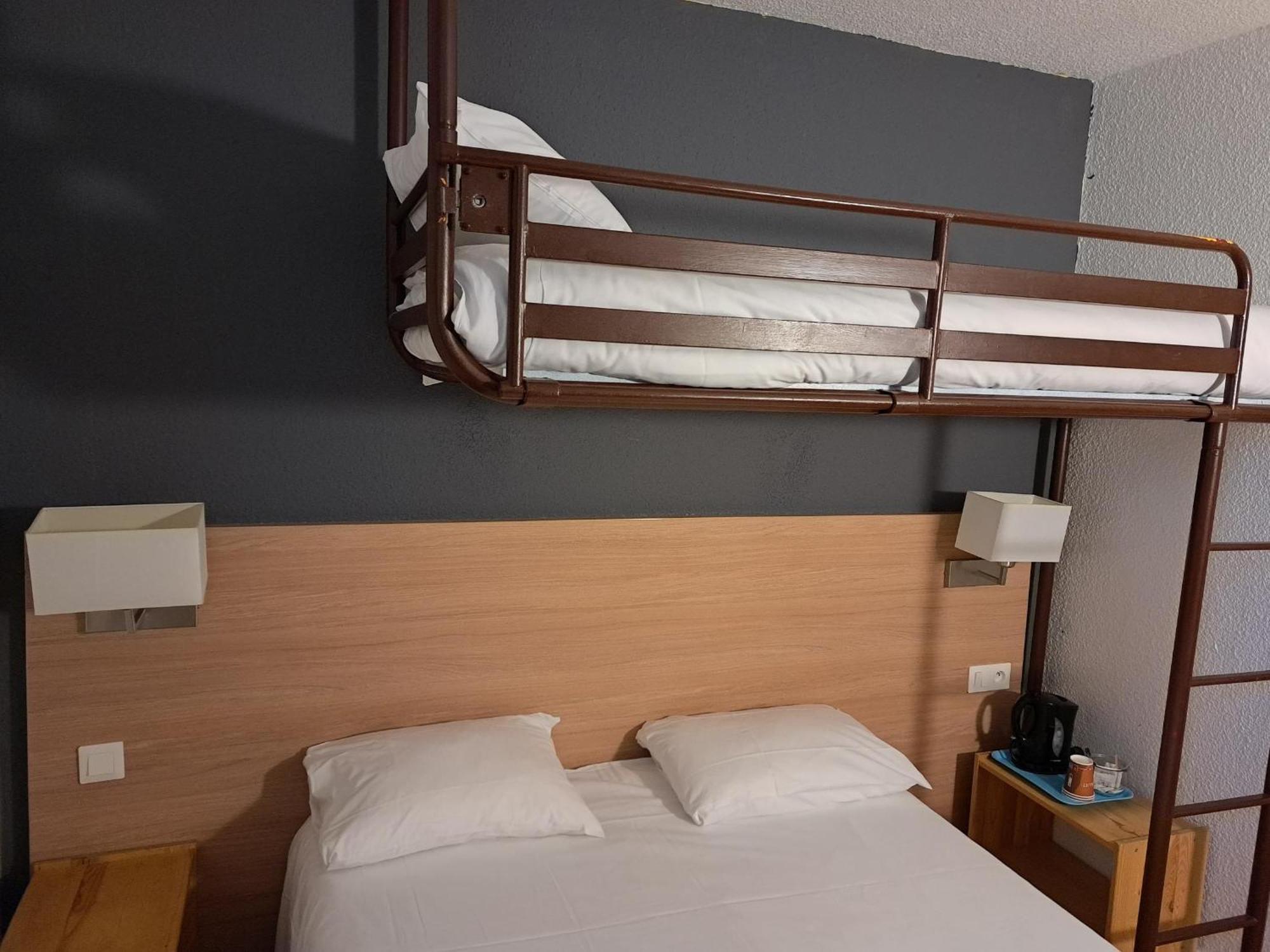 Brit Hotel Essentiel Tours Nord Exteriér fotografie
